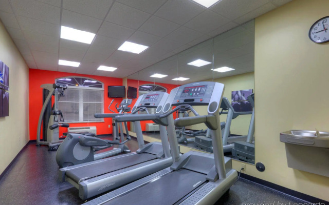 Comfort Inn & Suites Virginia Beach - Norfolk Airport