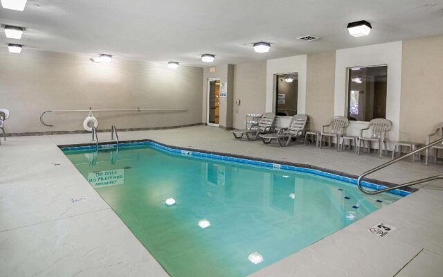 Quality Inn Parsons North