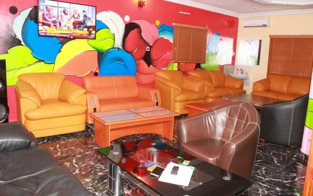 Resdon Hotel and Suites