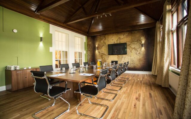 Crabwall Manor & Spa, BW Signature Collection