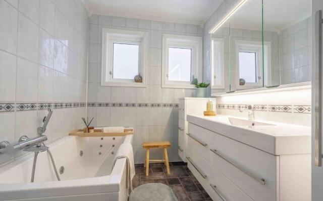 Sundet Lofoten Holiday House