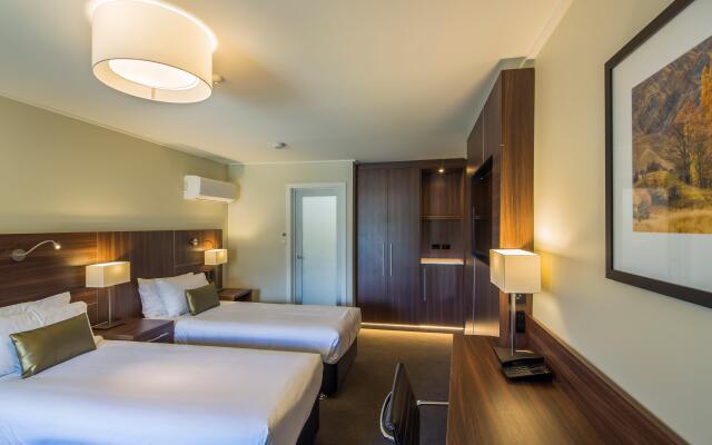 Holiday Inn Queenstown Frankton Road by IHG