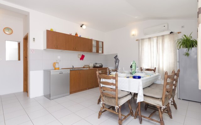 Apartments Mila
