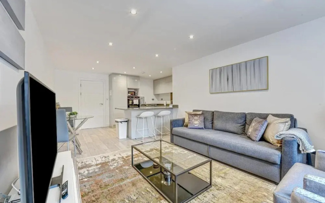 St Martins House Luxury Apts. Ruislip