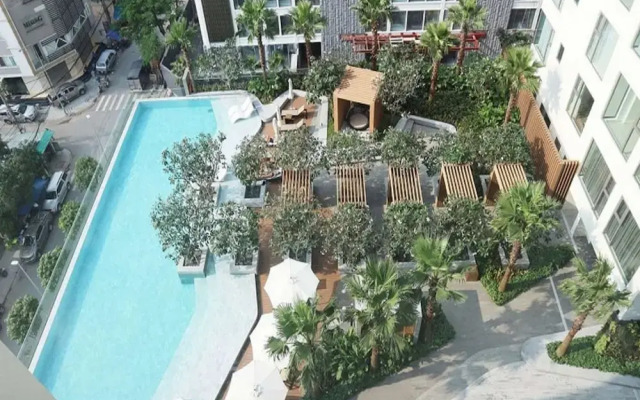 Bluesky Gateway Residence Luxury