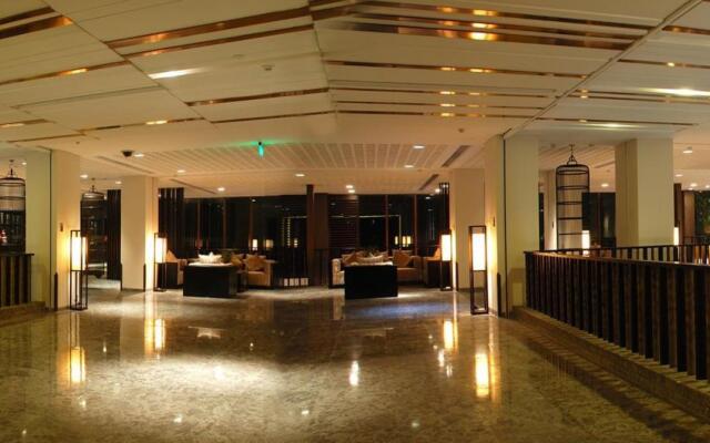Baiyun Lakeside Hotel