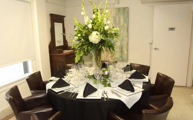 Park Plaza Hotel Seguin