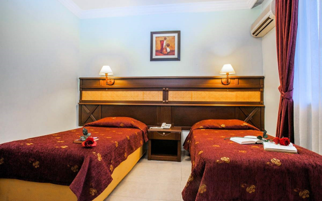 Kleopatra Ada Beach Hotel