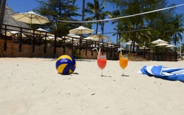 Ledger Plaza Bahari Beach