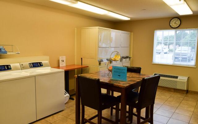 Candlewood Suites Wichita Airport by IHG