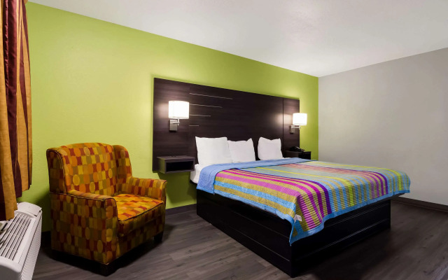 Rodeway Inn Conference Center