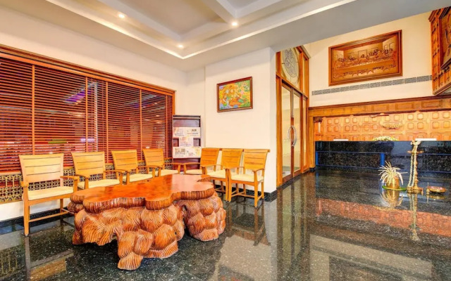 Hotel Guruvayur Gateway