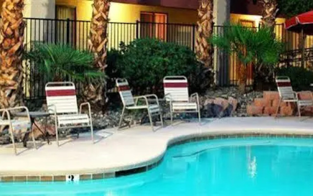 Nellis Suites at Main Gate