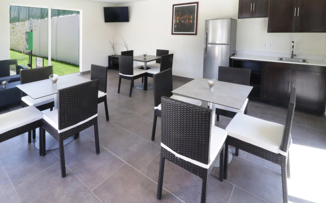 Candlewood Suites Celaya
