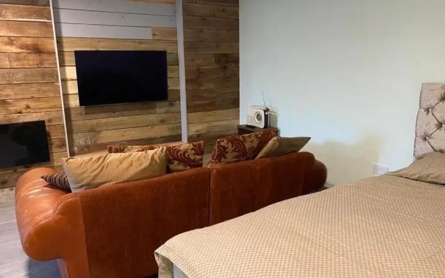 Cozy Birmingham Apartment Retreat