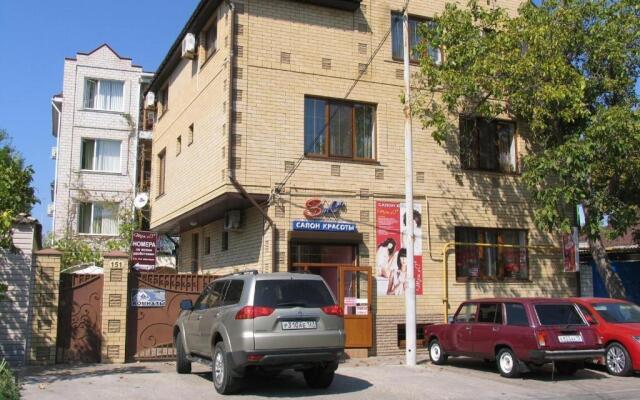 Guest House Tri C