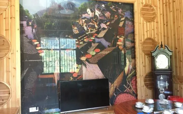 Lingshang Renjian, Huangling, Wuyuan