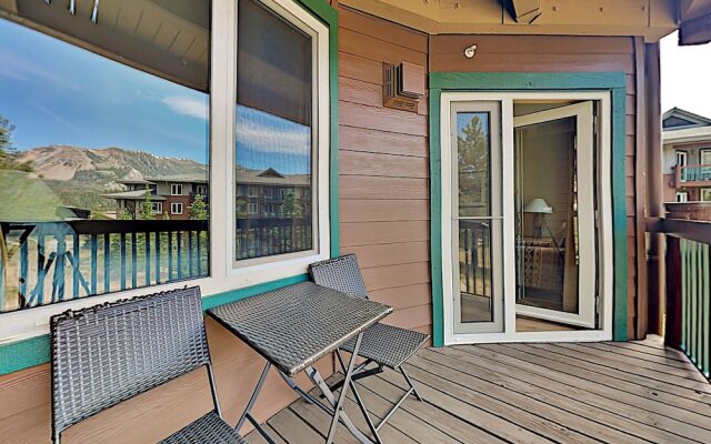 444jspgs 1 Bedroom Condo