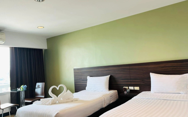 14 Place – Guest Rooms – Bangkok