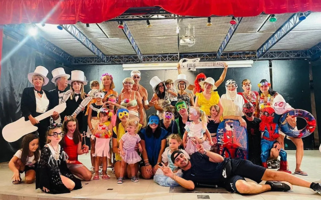 Well-kept Chalet With Covered Veranda on Lake Trasimeno