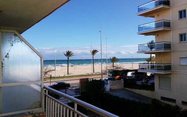 Apartamentos Gandía Primera Línea de Playa 3000