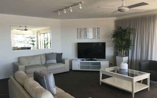 Manly Surfside Holiday Apartments