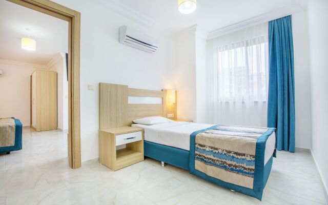 Green Life Hotel