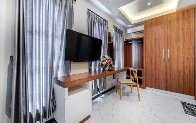 Tree Homestay RedPartner