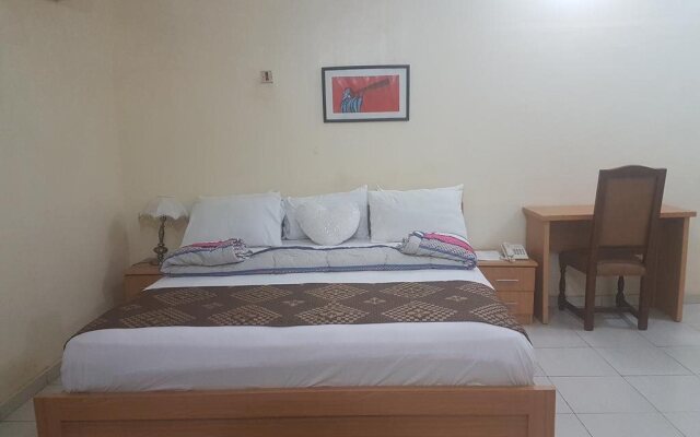 Hallmark Suites - Abeokuta