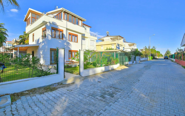 EV Apartments