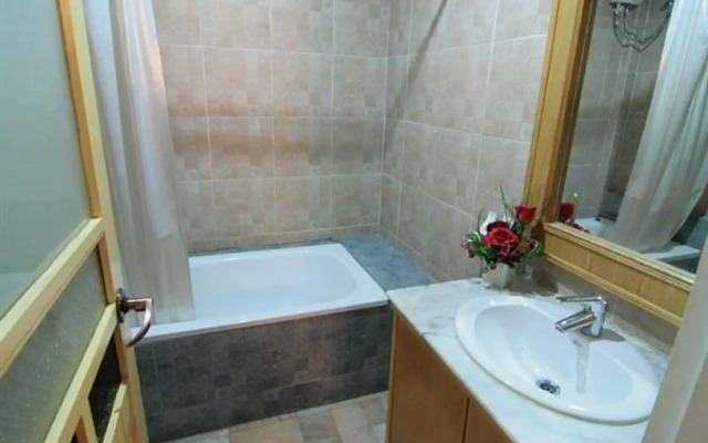 13 Coins Hotel Ngam Wong Wan