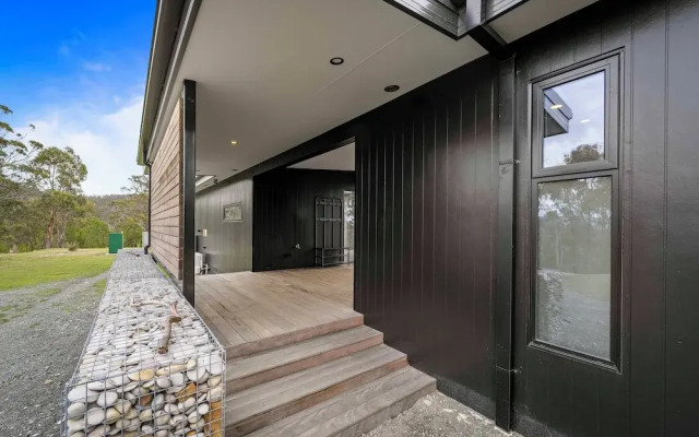 The Outlook on Mount Louis – 2 Bedroom