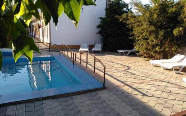 Kolobok Guest House