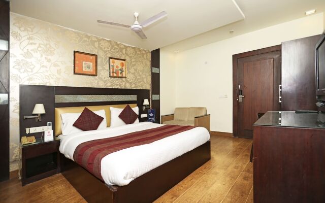 The Grand Hotel by OYO Rooms