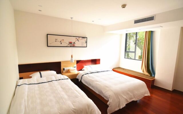 Ease Hostel