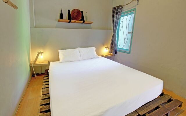 OYO 92825 Kamar Lombok