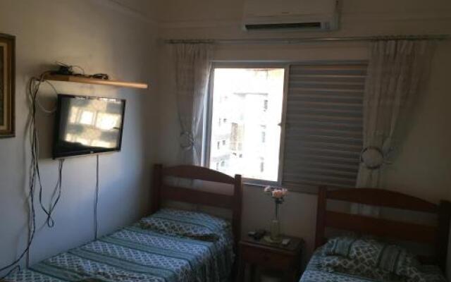 Apartamento Astúrias 2 Dorms Ar Cond