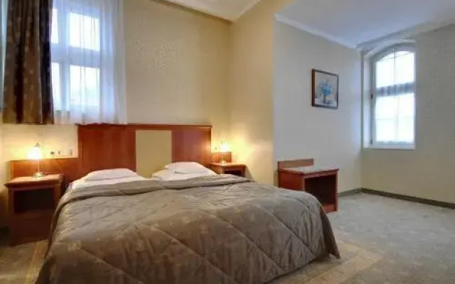 Elizabeth Hotel