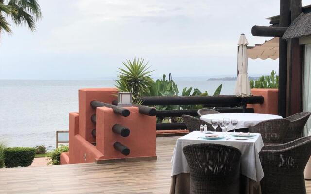 Marina Luxury Apartment