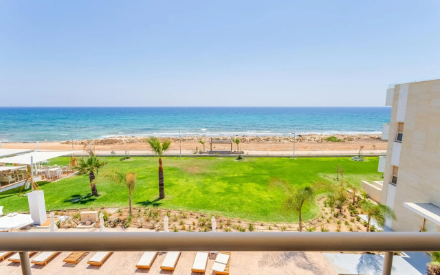 Piere Anne Beach Hotel