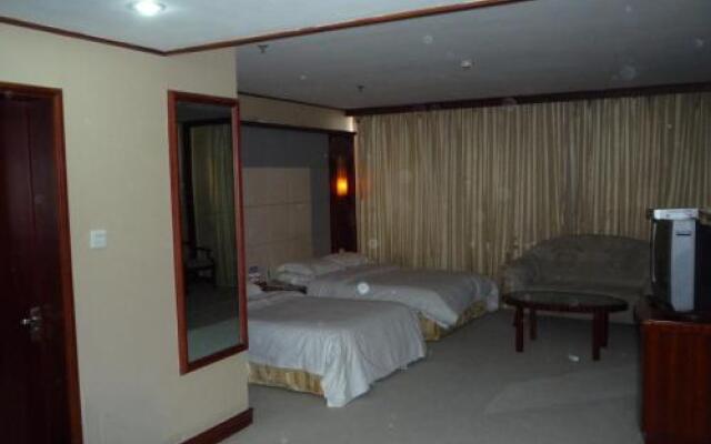 Yicheng Business Hotel - Dalian