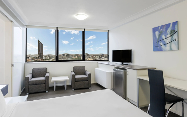 Park Regis North Quay