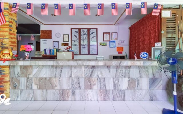 Uptown Beach Resort