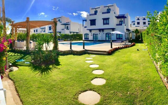 Luxury Villa with pool in Hurghada