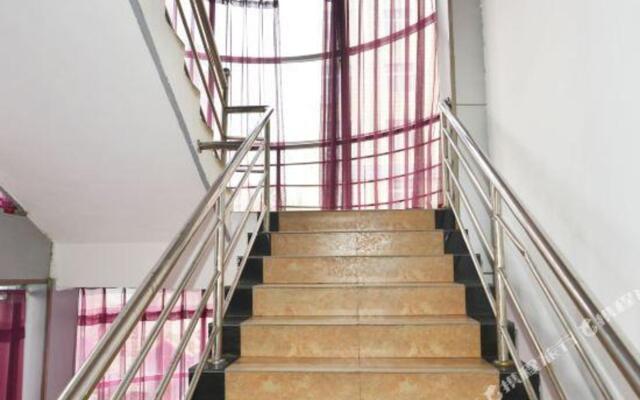 Yiju Hotel (Pingding Shandong An Road)