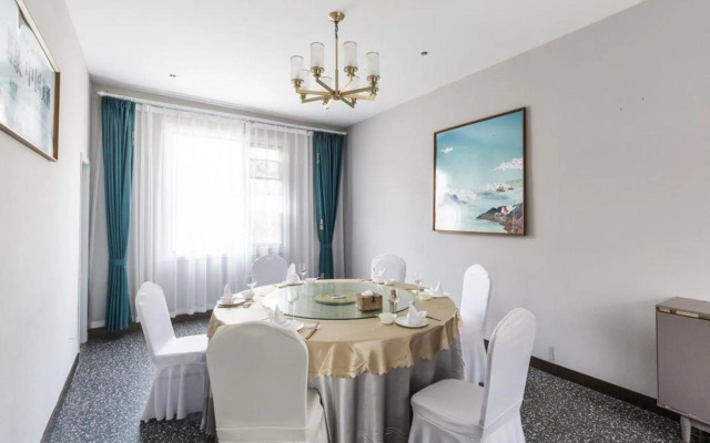 Yixicha Mingsu Hotel