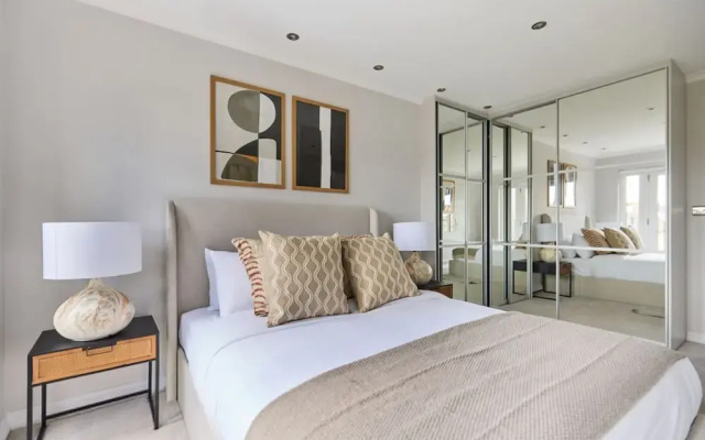 The Roehampton Place - Elegant 5bdr House With Garden Parking