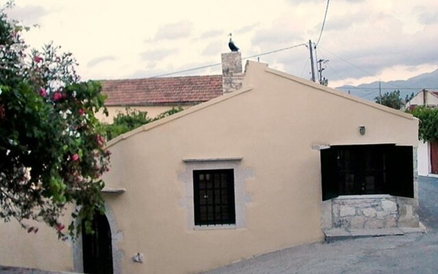 Ideal for 2 families, small village close to beaches