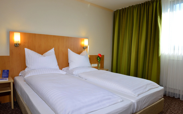 PLAZA INN Leonberg
