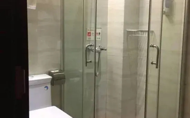 Qingxin Business Hotel